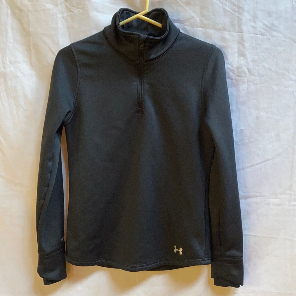Under Armour black top